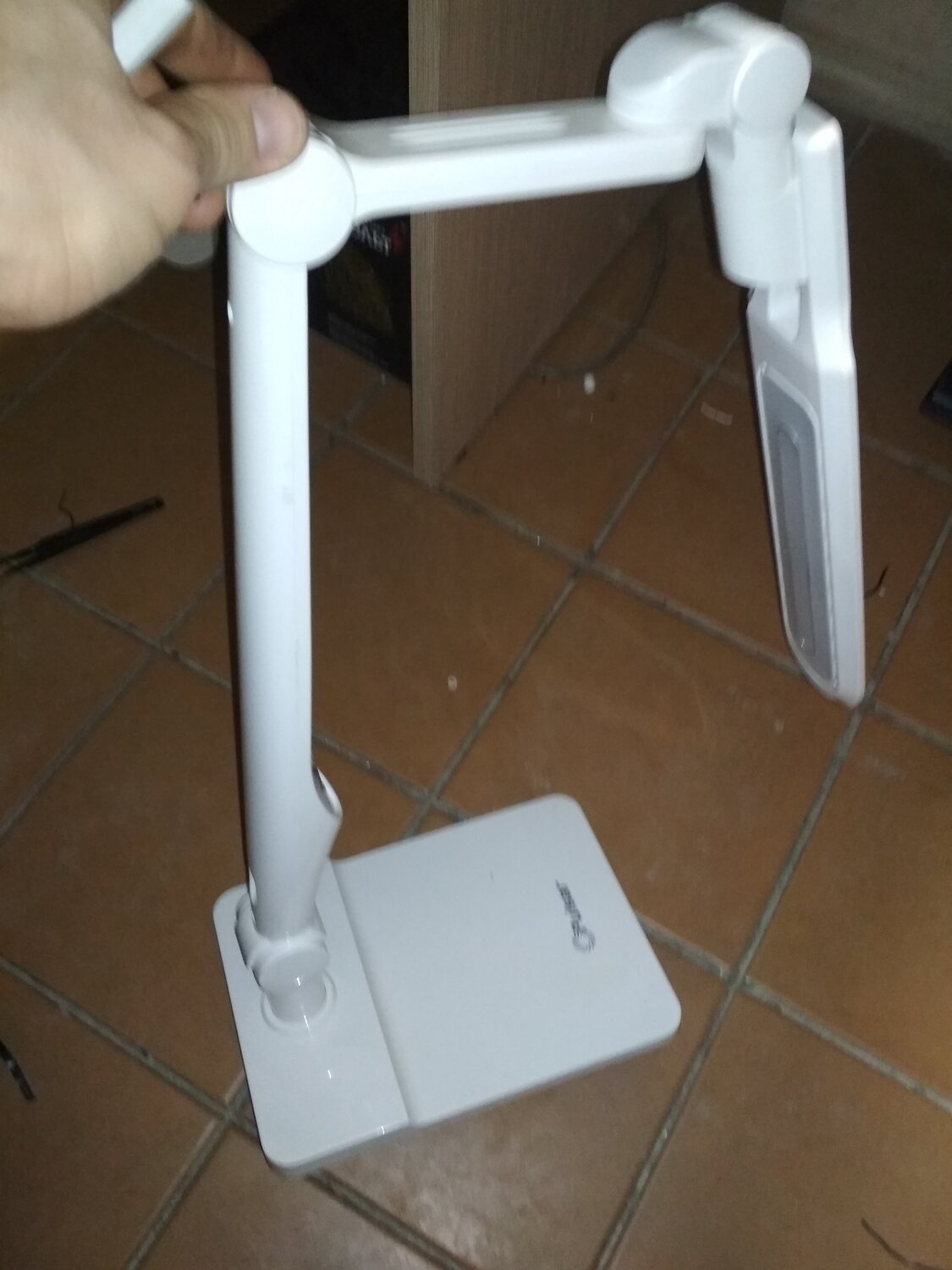 подставка из полипропиленовых труб, лампа настольная, подставка из труб пвх, светильник настольный artstyle tl-402 черный, лампа настольная светодиодная