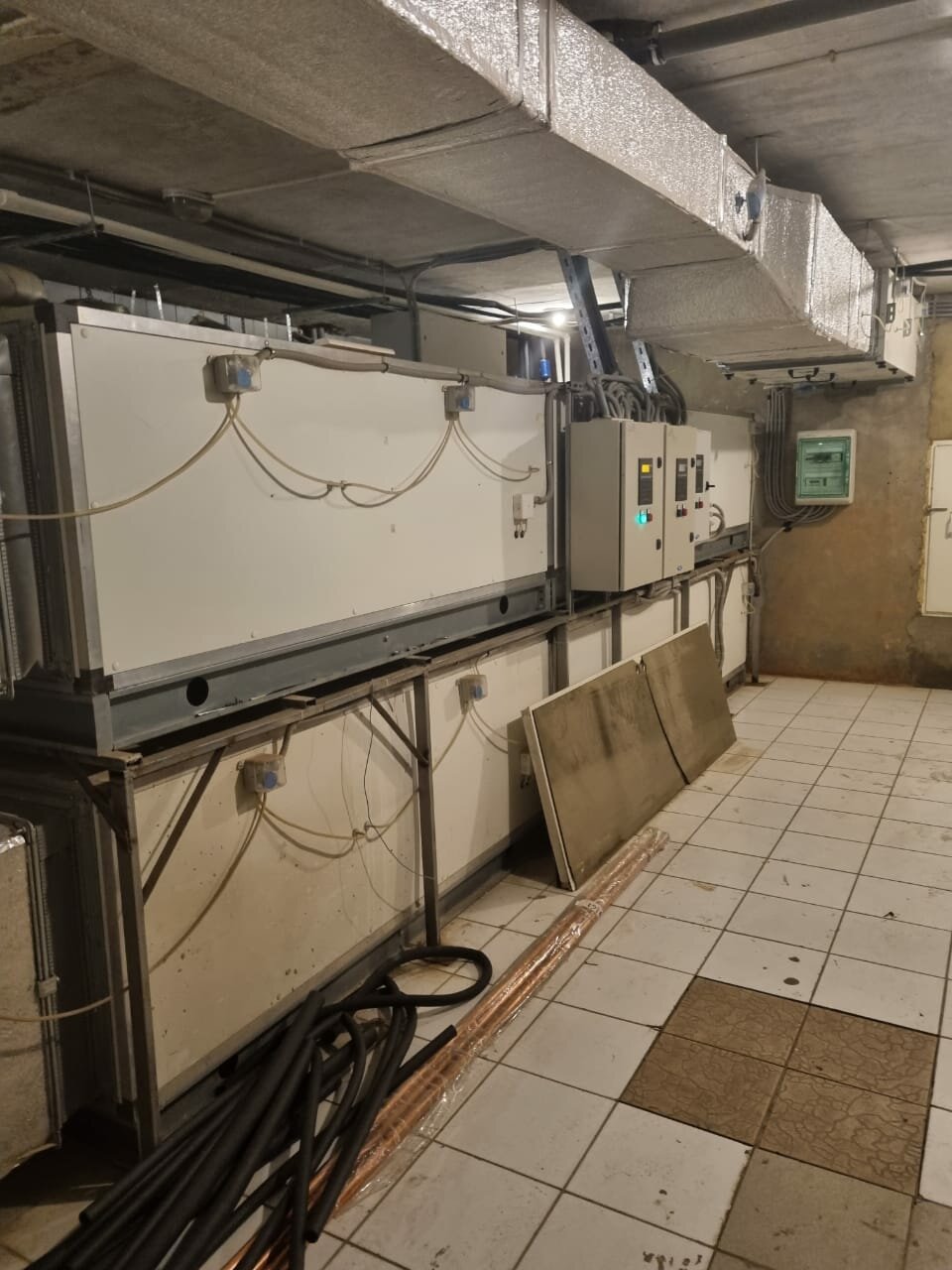 оборудование, хлебобулочный комбинат поставка в москве, chiron станок с чпу, гидроабразивный станок brembana, валдрис кобург станок с чпу