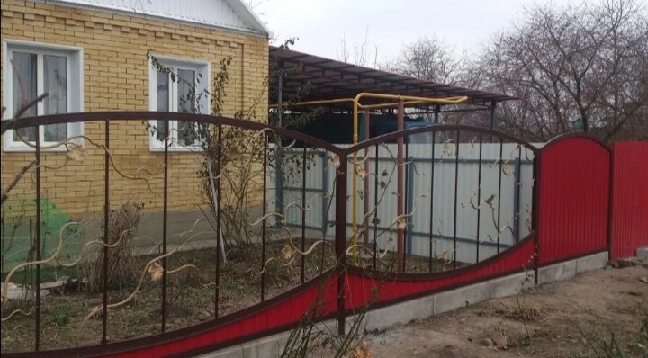 забор, заборы для частного сектора, сварная калитка для забора, забор из профильной трубы, забор из поликарбоната