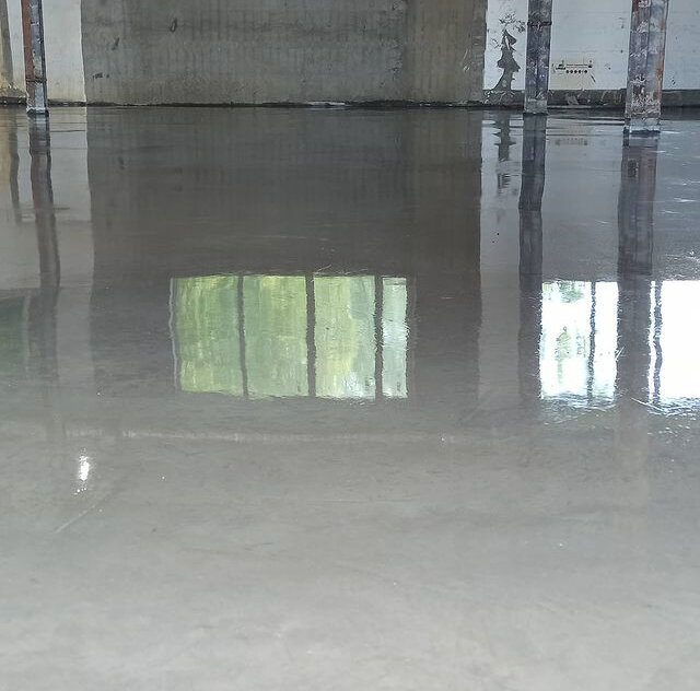 наливной бетонный пол, наливной пол, бетонный пол, наливной пол альфапол ки, зеркальный бетонный пол