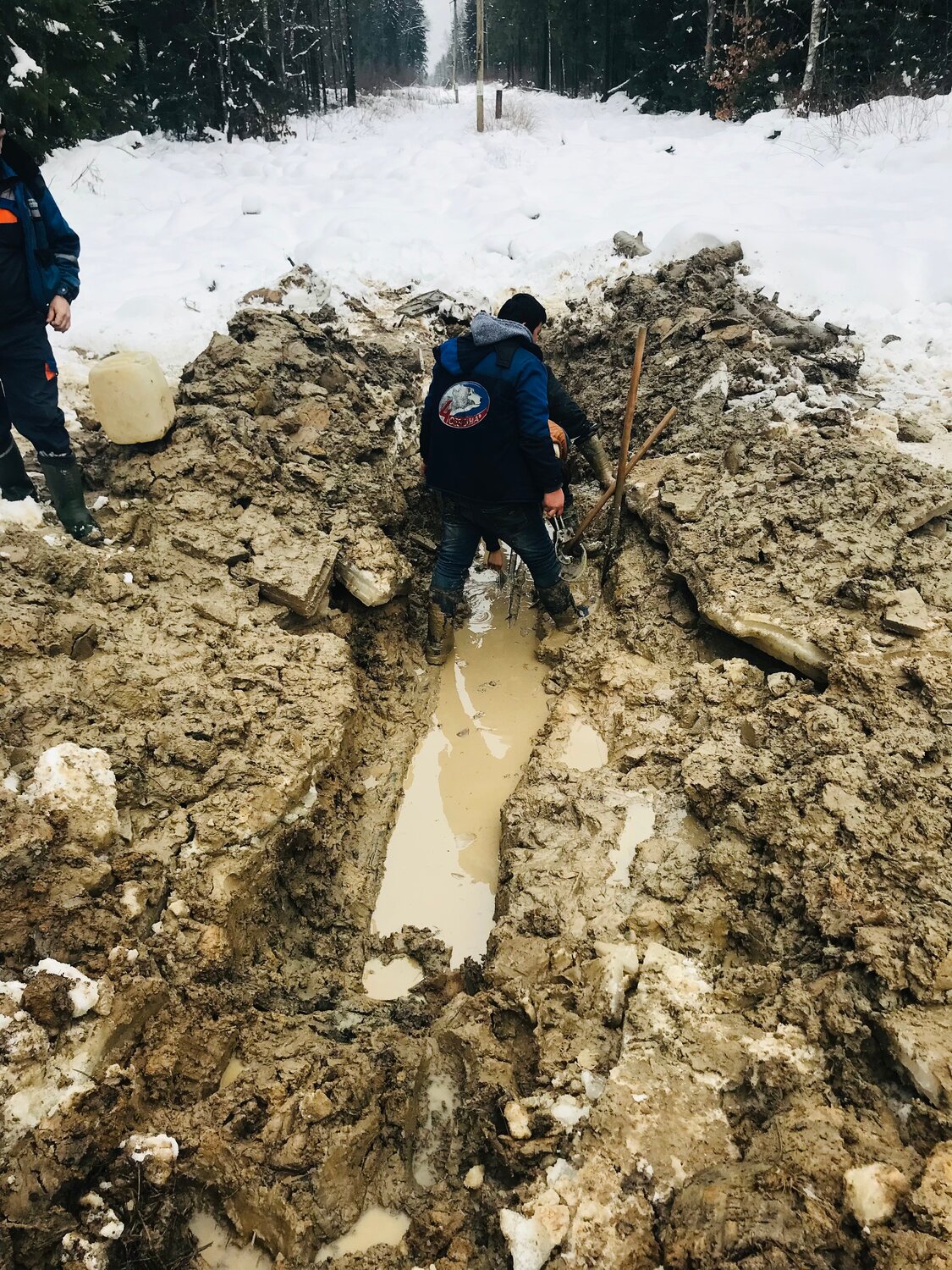 порыв водопровода, сети водоснабжения, системы водоснабжения, водопроводные сети, коммунальная авария