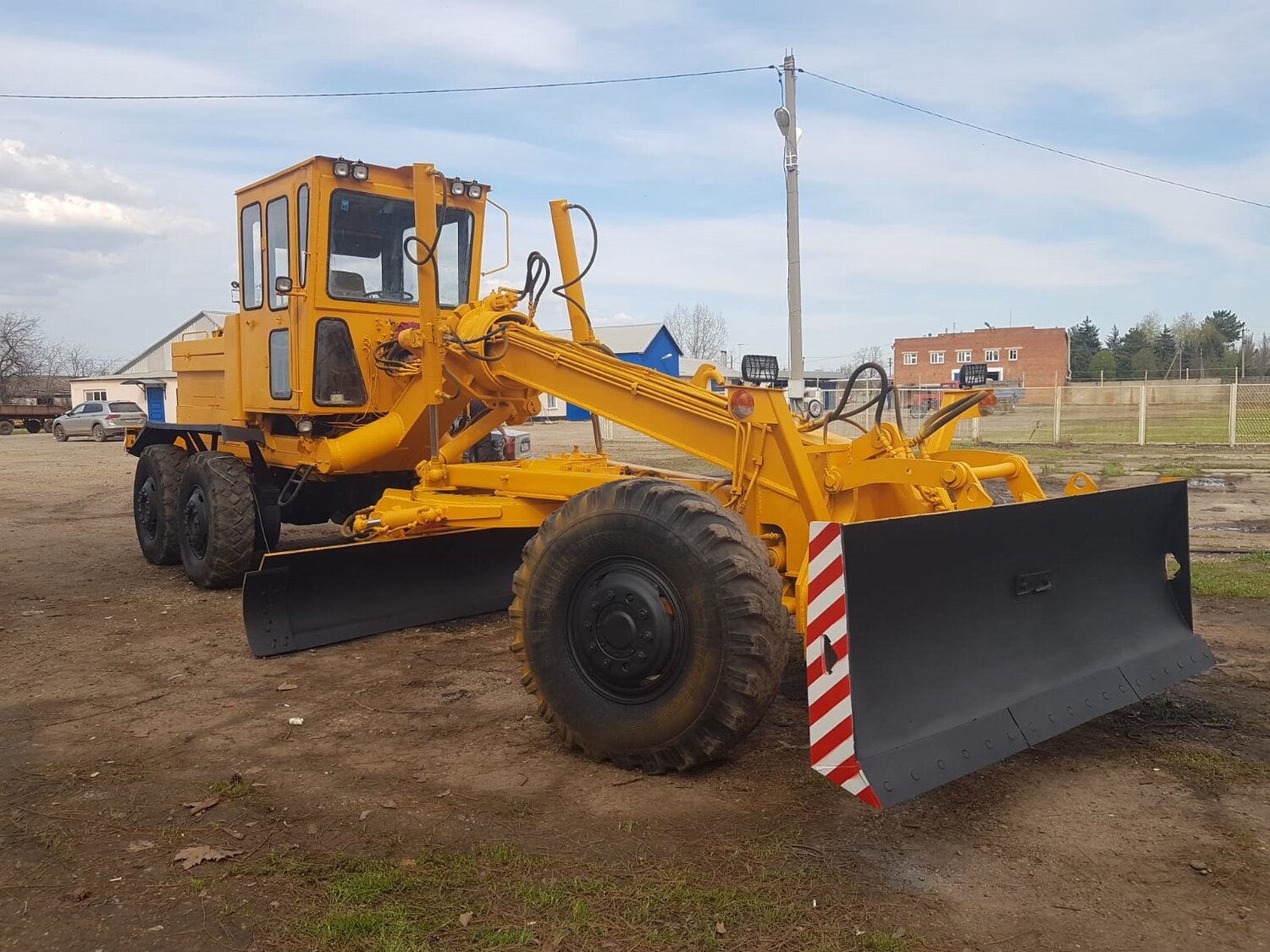 автогрейдер, автогрейдер дз-143 новый, автогрейдер д-122б, автогрейдер дз 122, автогрейдер дз 180