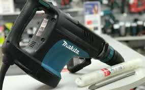 Отбойный молоток Makita HM 1203 C