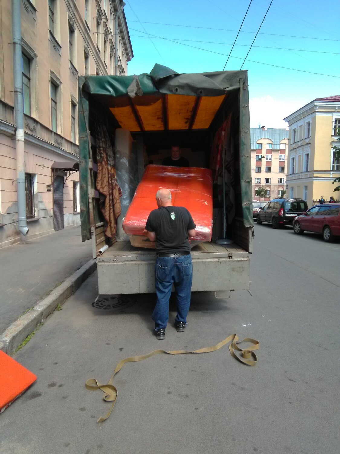 грузчик, грузчик поможет, вывоз мусора с грузчиками 8ь3, техника, грузовой автомобиль