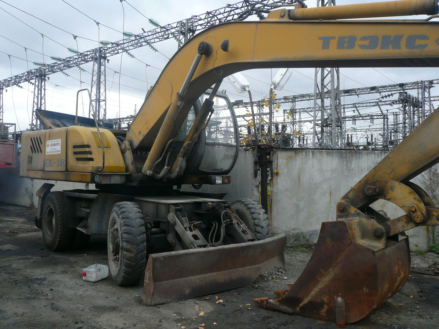 экскаватор колесный ек-18 2002 г.в, стрела экскаватора ек-18, ек 18-60 твэкс экскаватор отстойник, экскаватор ек 14 2005, экскаватор ек-14-20 2007 г.в