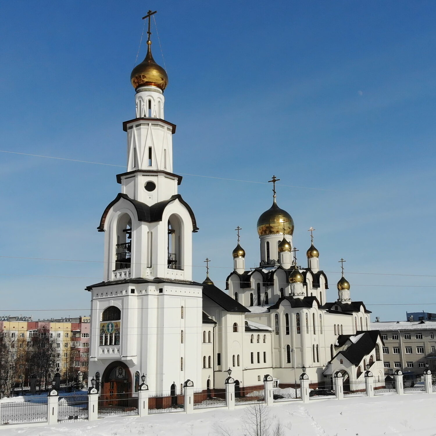 храм преображения господня сургут, сургутский храм преображения господня, преображенский кафедральный собор сургут, достопримечательности храм сургута, собор преображения господня сургут