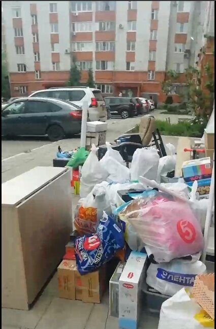 мусор, мусор машина, уборка мусора, грязные мусорные баки, форд мусор