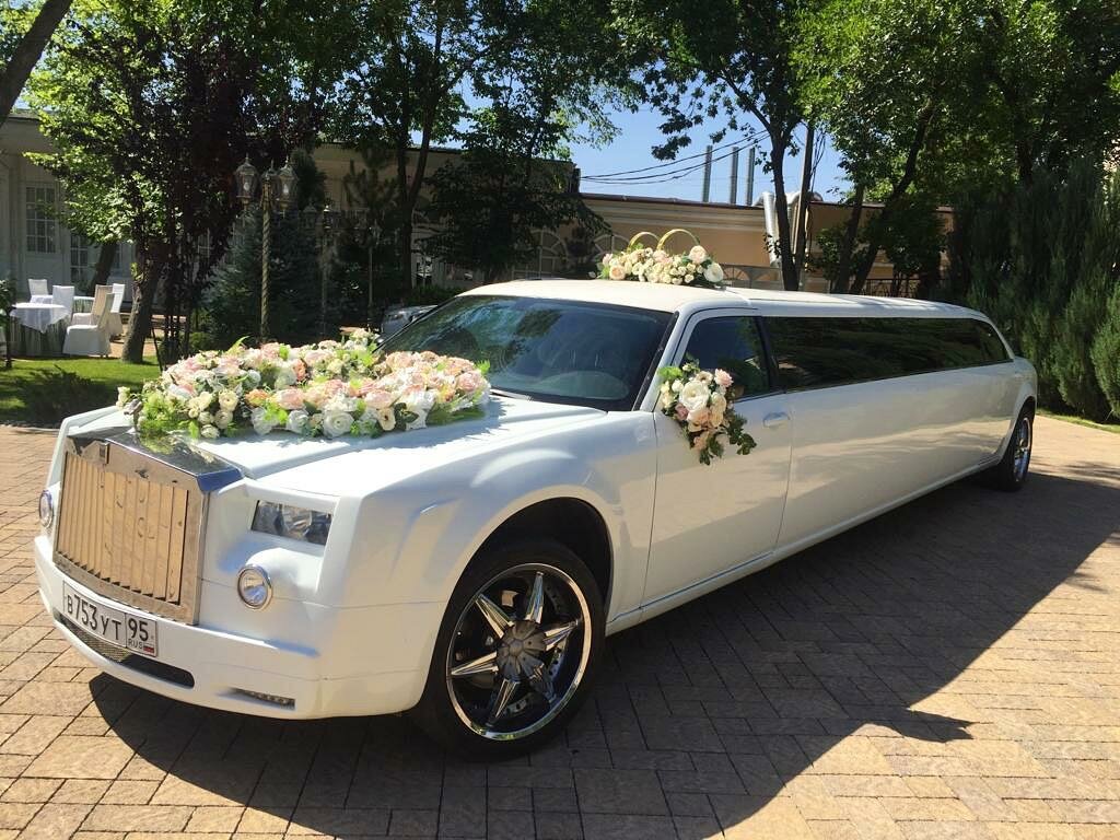 свадебный лимузин роллс ройс, лимузин rolls royce, лимузин роллс ройс, лимузин крайслер бентли, Chrysler 300C I