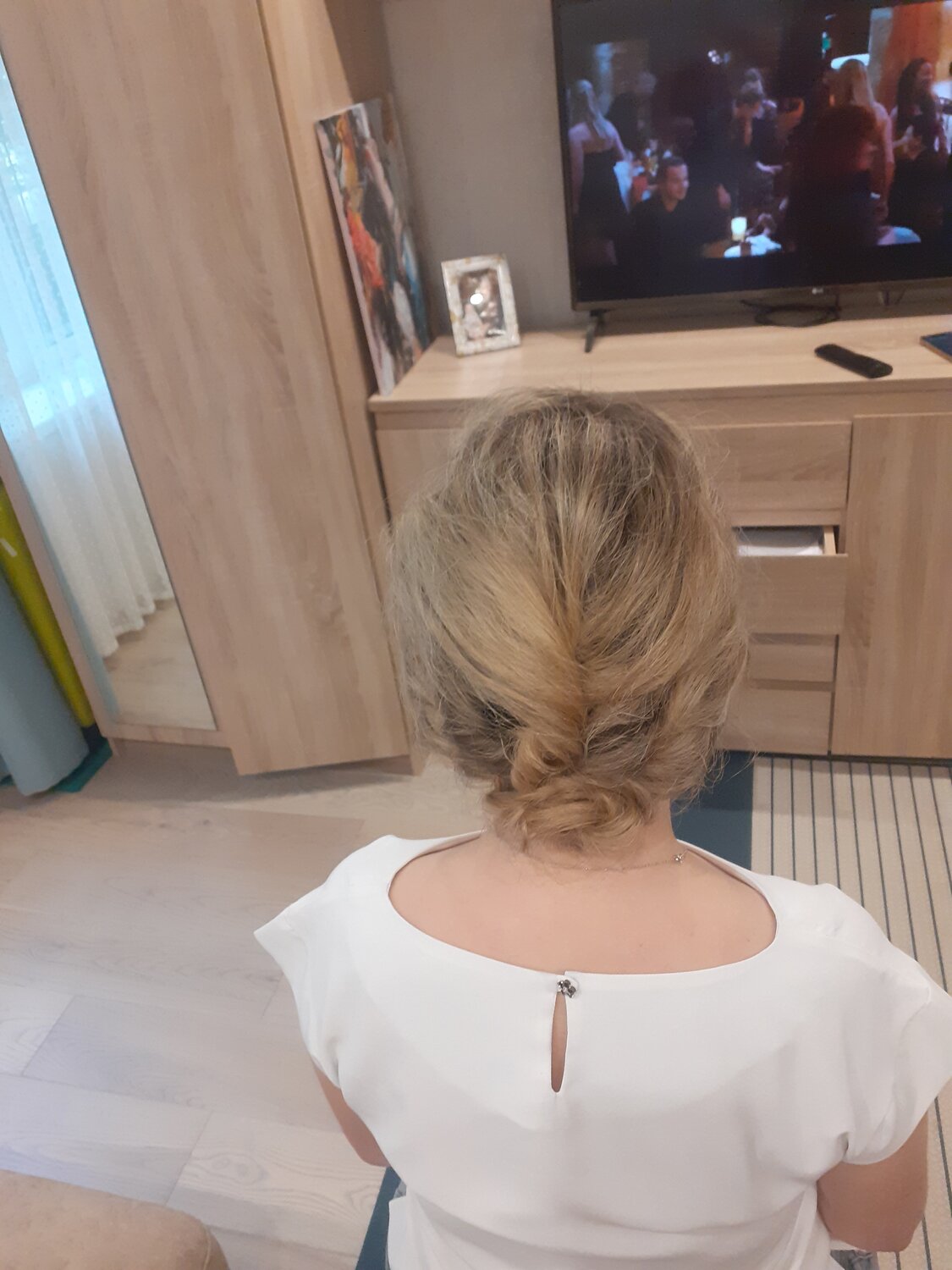 прически простые, прическа пучок, прически, идеи причесок, вечерние прически