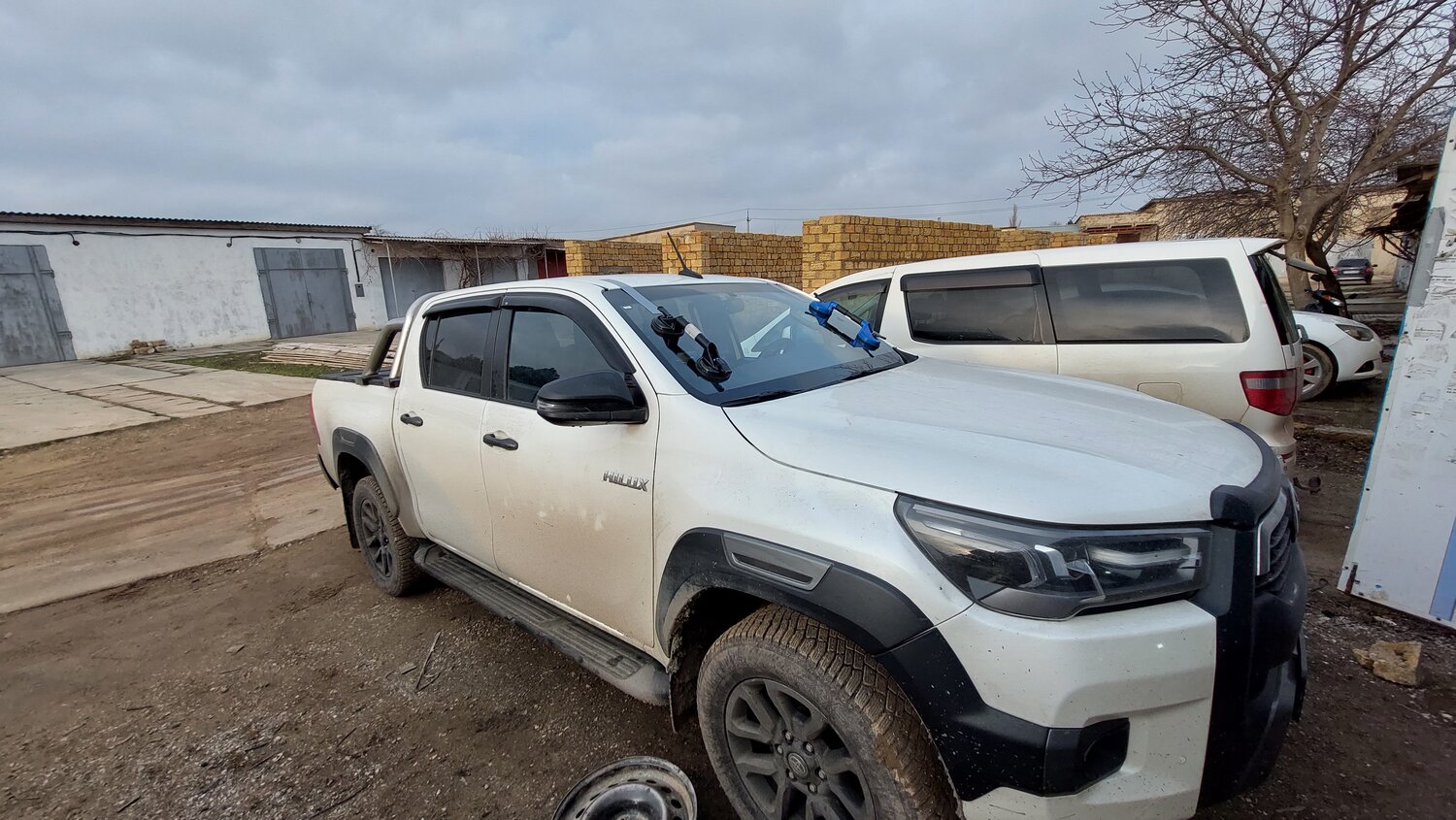 toyota hilux 2022, пикап toyota, тойота хайлюкс пикап, toyota hilux 2021, Mitsubishi L200 IV Рестайлинг