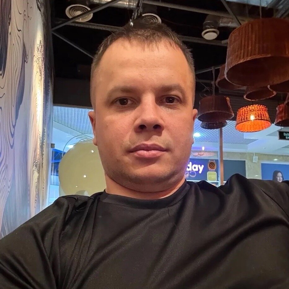 Илья Мазанов