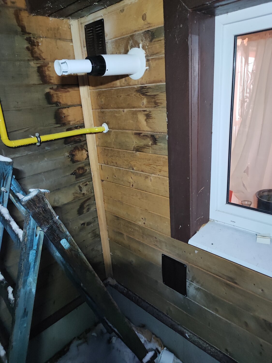 дымоход для газового котла, коаксиальный дымоход для газового котла правила установки в частном доме, вытяжка для газового котла в частном доме, монтаж дымохода для газового котла, коаксиальный дымоход для газового котла