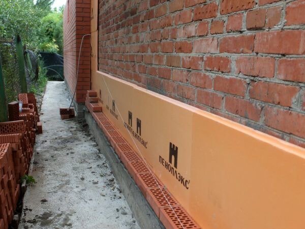 теплоизоляция фасад эппс, утеплитель "пеноплекс фундамент" 100мм, утепление фундамента дома снаружи пеноплексом, утепление цоколя фундамента снаружи пеноплексом, утепление цоколя пеноплексом