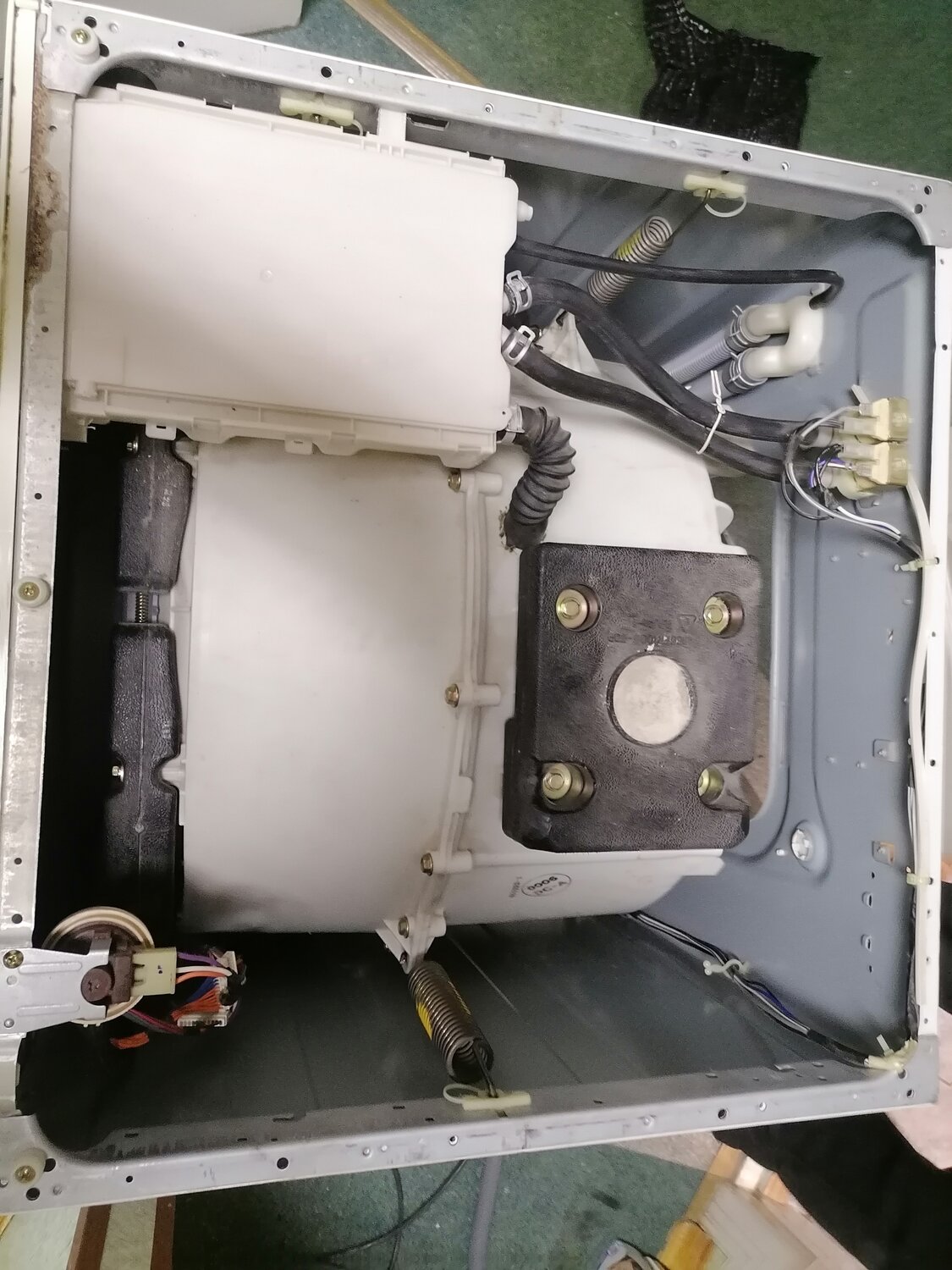 Ремонт стиральных машин с выездом на дом