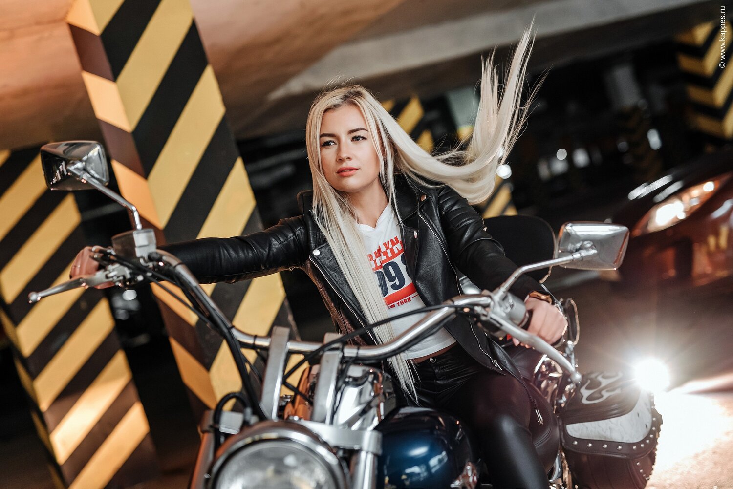 анастасия трегубова harley davidson, фотосессия с мотоциклом, блондинка на мотоцикле, мотоцикл для девушек, фотосессия на мотоцикле девушки
