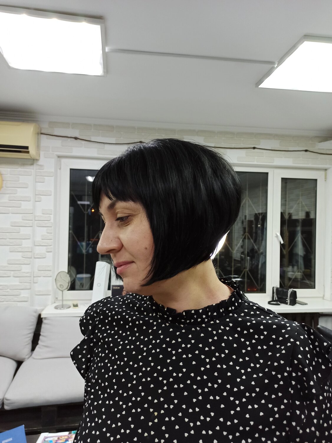 стрижка, прическа, стрижка каре, стрижки окрашивание, кератирование челки