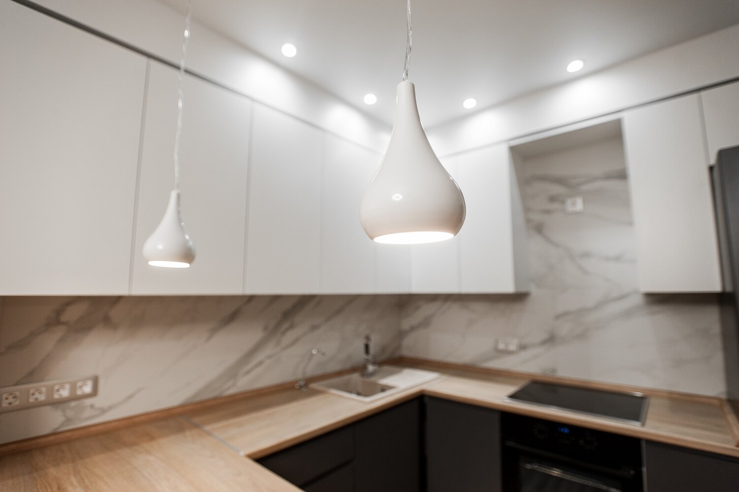 подвесной светильник, современные подвесные светильники, архитектурные светильники, подвесной светильник белый, дизайнерские подвесные светильники