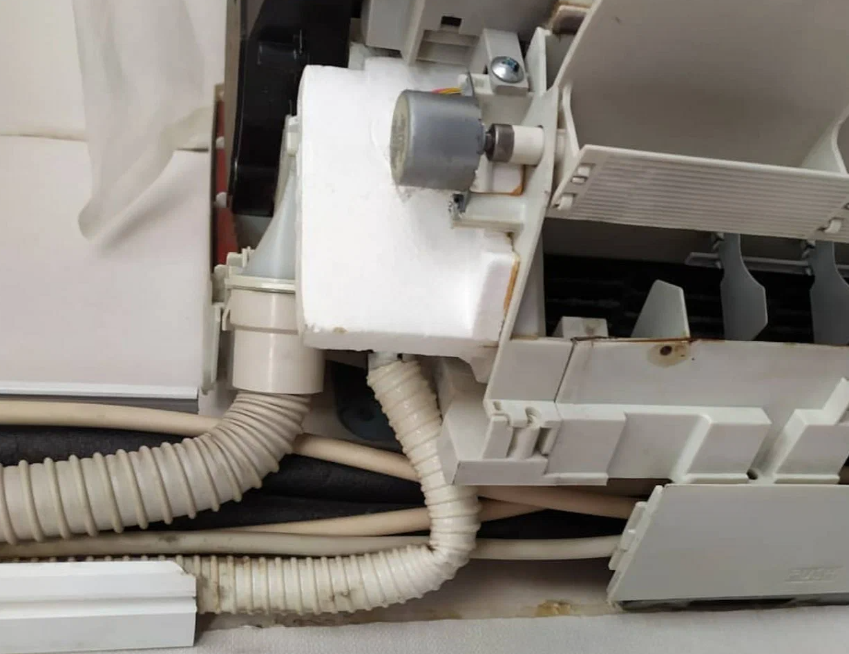 посудомоечная машина bosch, посудомойка бош, бош посудомоечная машина, механизм открывания дверцы бош посудомойки, шланг слива посудомоечной машины bosch