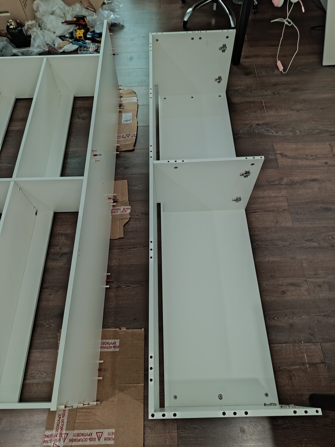 мебель, кухня сборка, сборка кухонного гарнитура, сборка мебели, механизм для обувниц