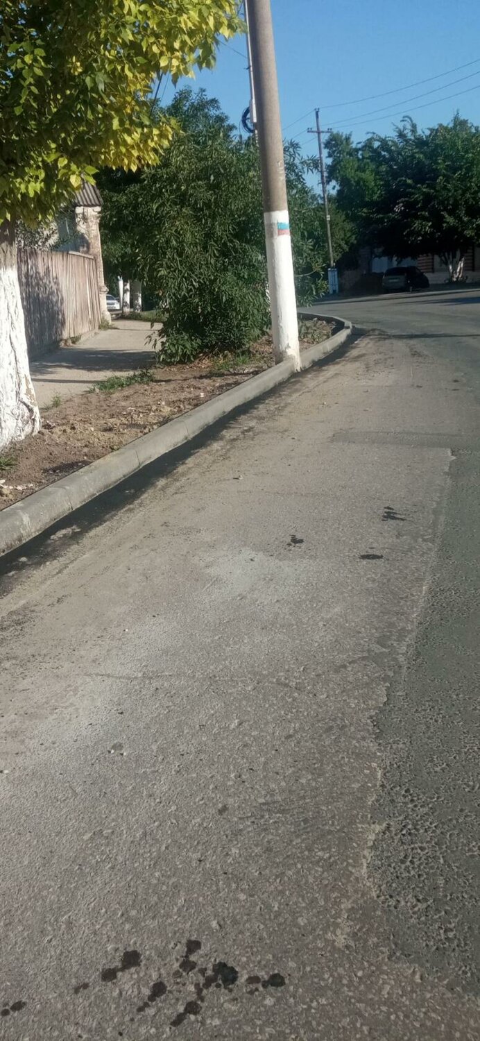 дорога на, дорога с тротуаром, асфальт, тротуар, улиц