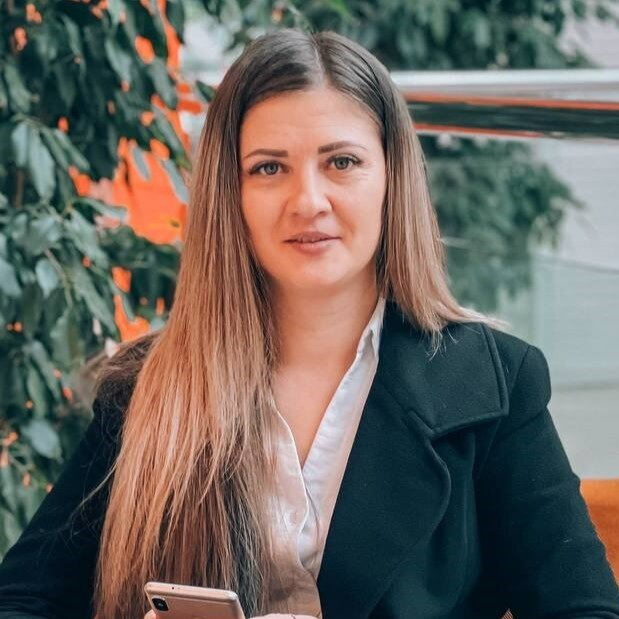 Лариса Мазеина