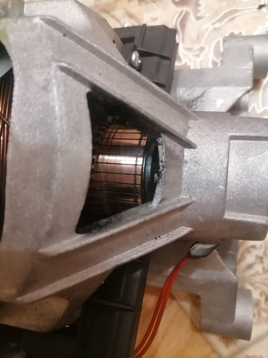 Ремонт стиральных машин с выездом на дом