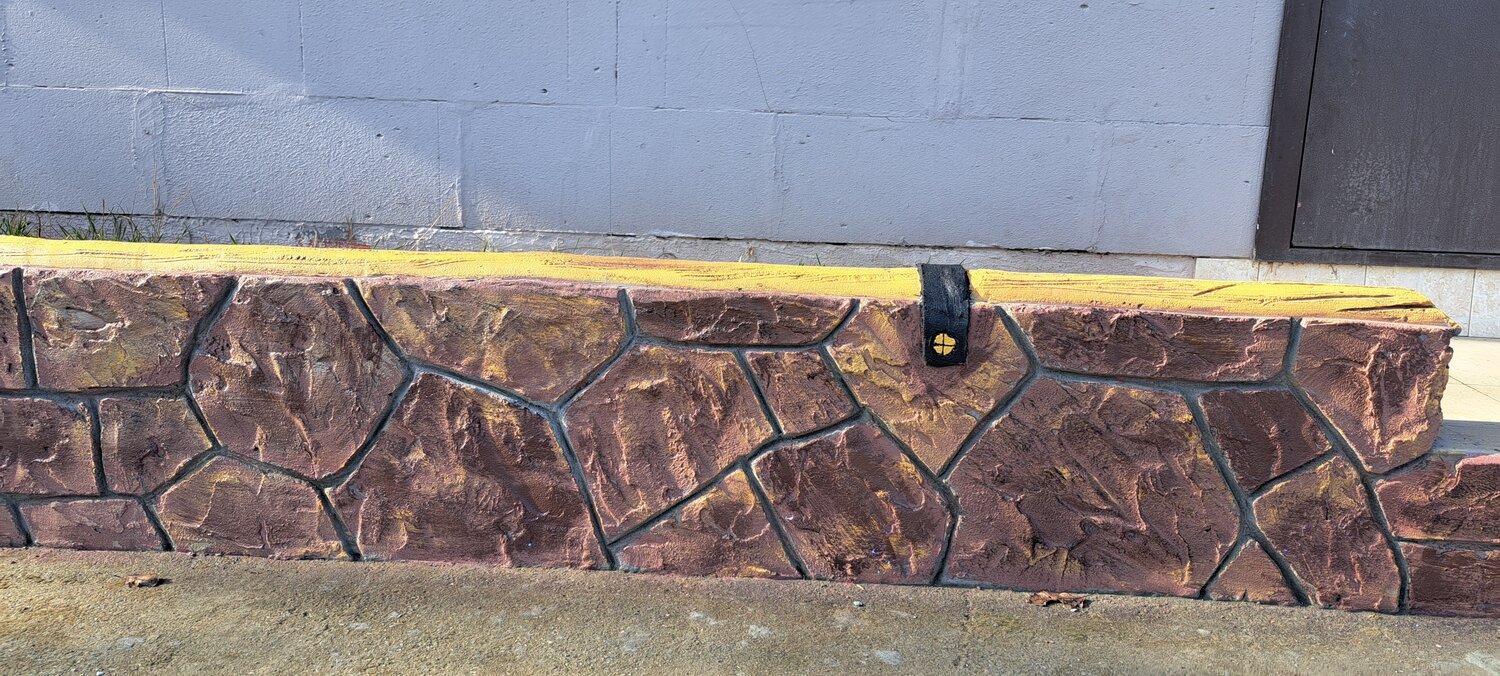 отделка цоколя камнем, отделка цоколя натуральным камнем, отделка цоколя искусственным камнем, отделка цоколя, декоративная штукатурка цоколя