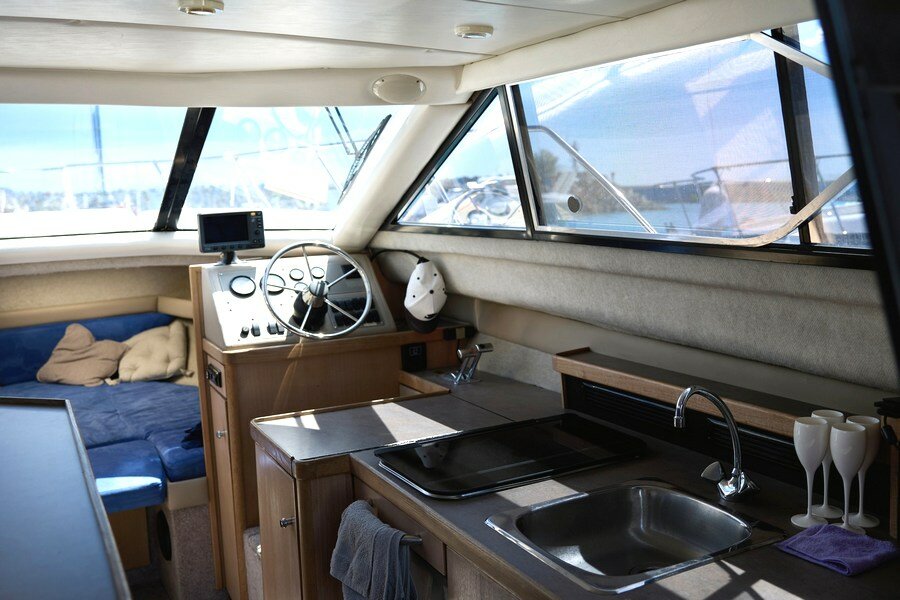 bayliner 2556, bayliner 288, байлайнер, моторная яхта, яхта катер