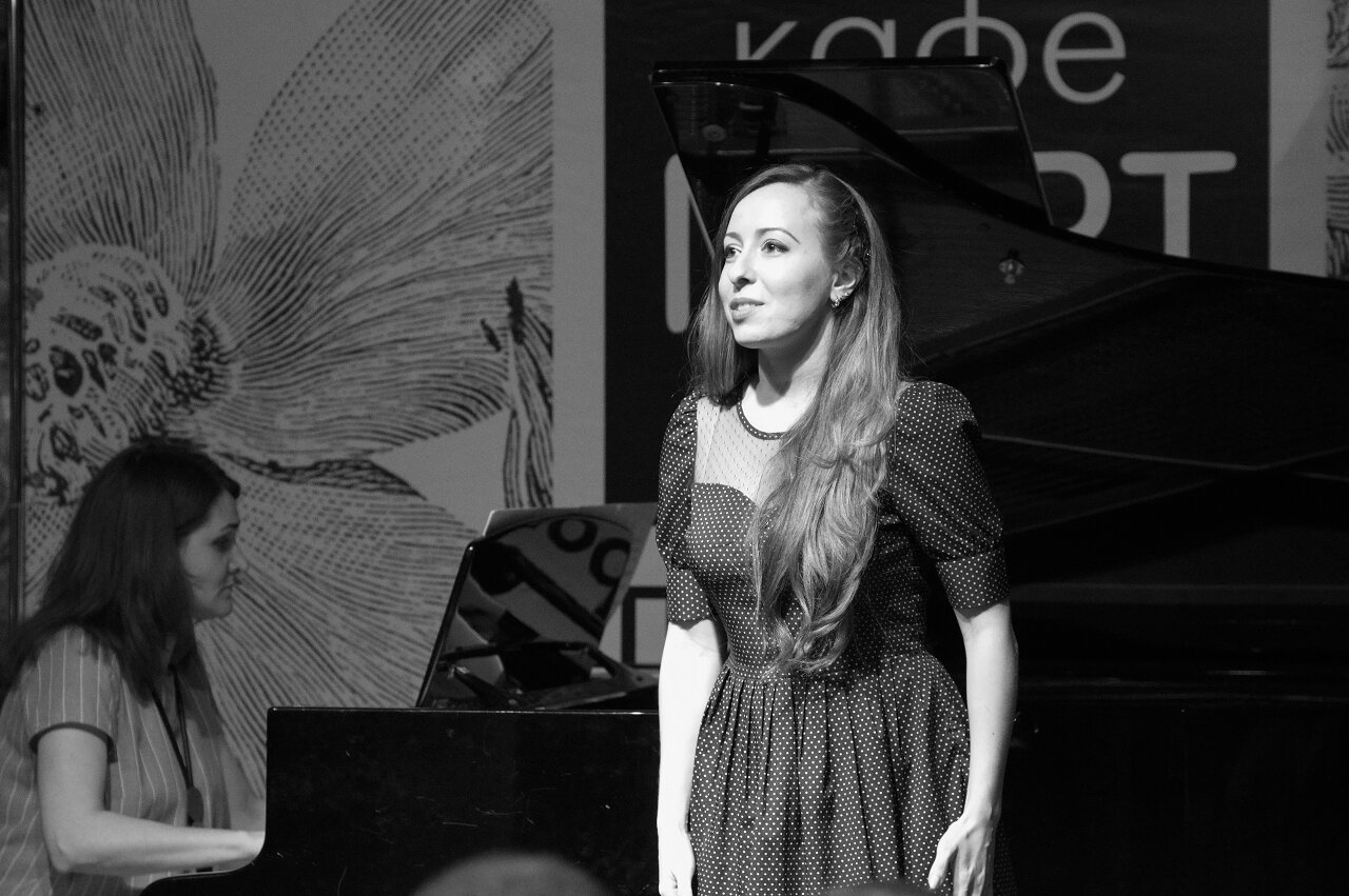 юлия казанцева пианистка, концерт, праздничный концерт, евгения петерс пианистка, оксана петриченко пианистка