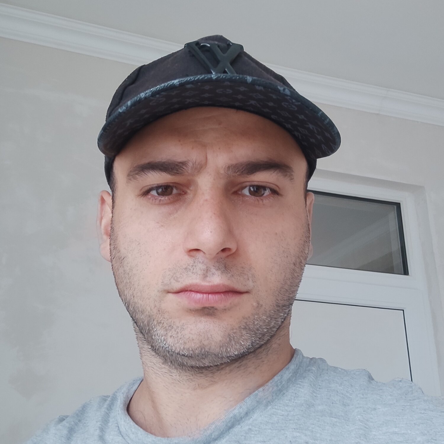 Гога Д.