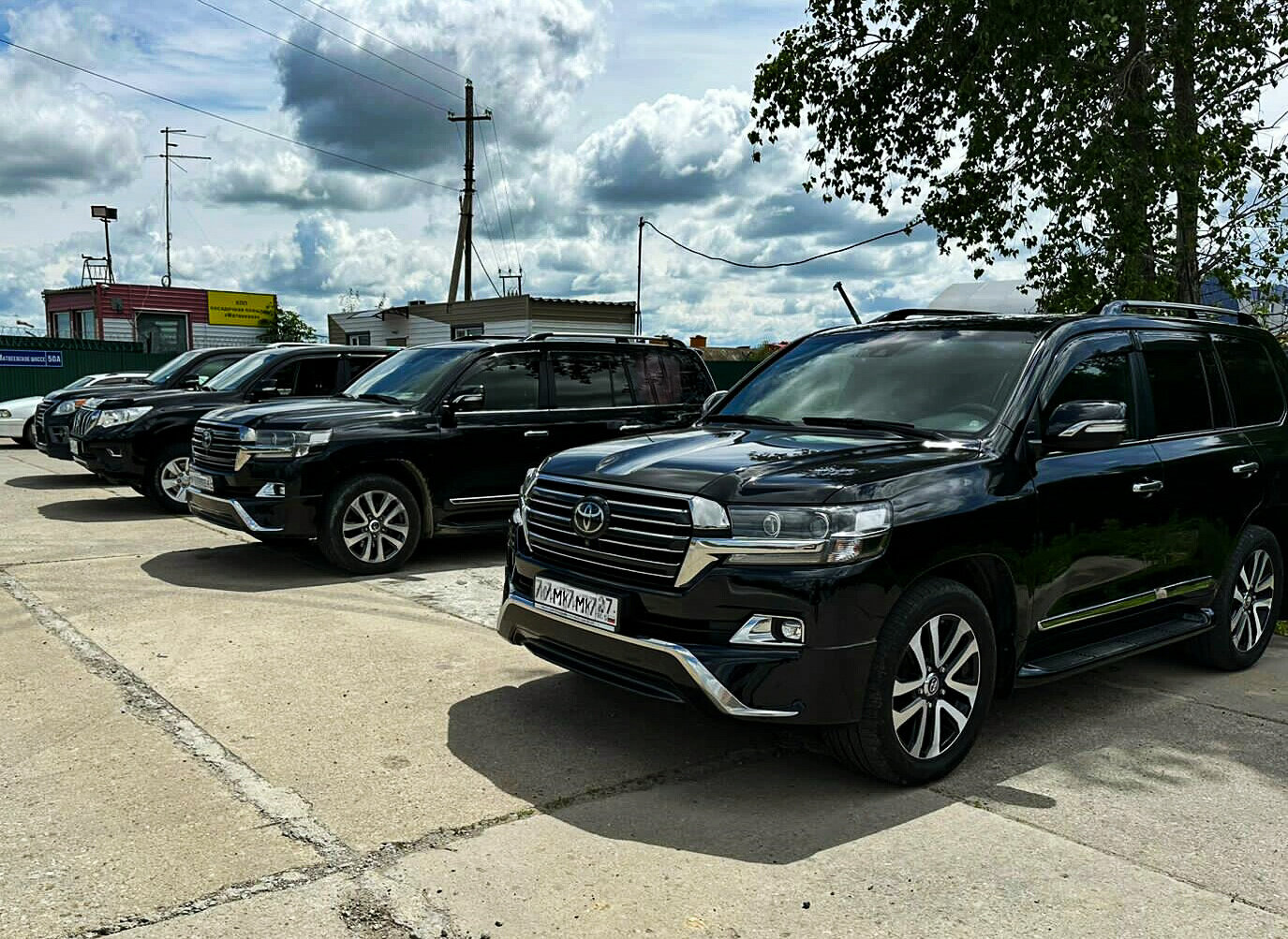 toyota land cruiser 200 2017, toyota land cruiser 200 series, ������������ �������� ������������ 200, ������������ �������� ������������ 200 2017, Lincoln Navigator III