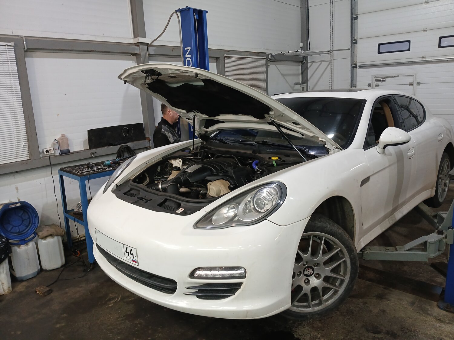porsche panamera turbo, porsche panamera turbo s e hybrid, porsche panamera 4, porche panamera, Porsche Panamera I
