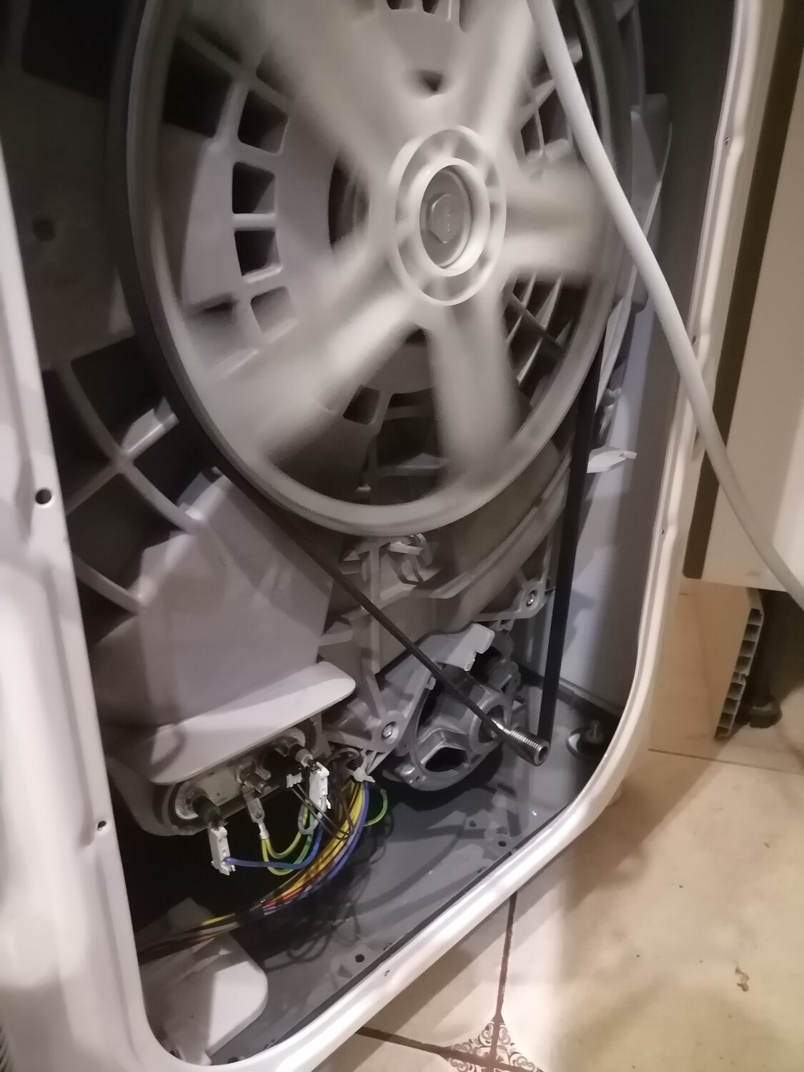 Ремонт стиральных машин с выездом на дом