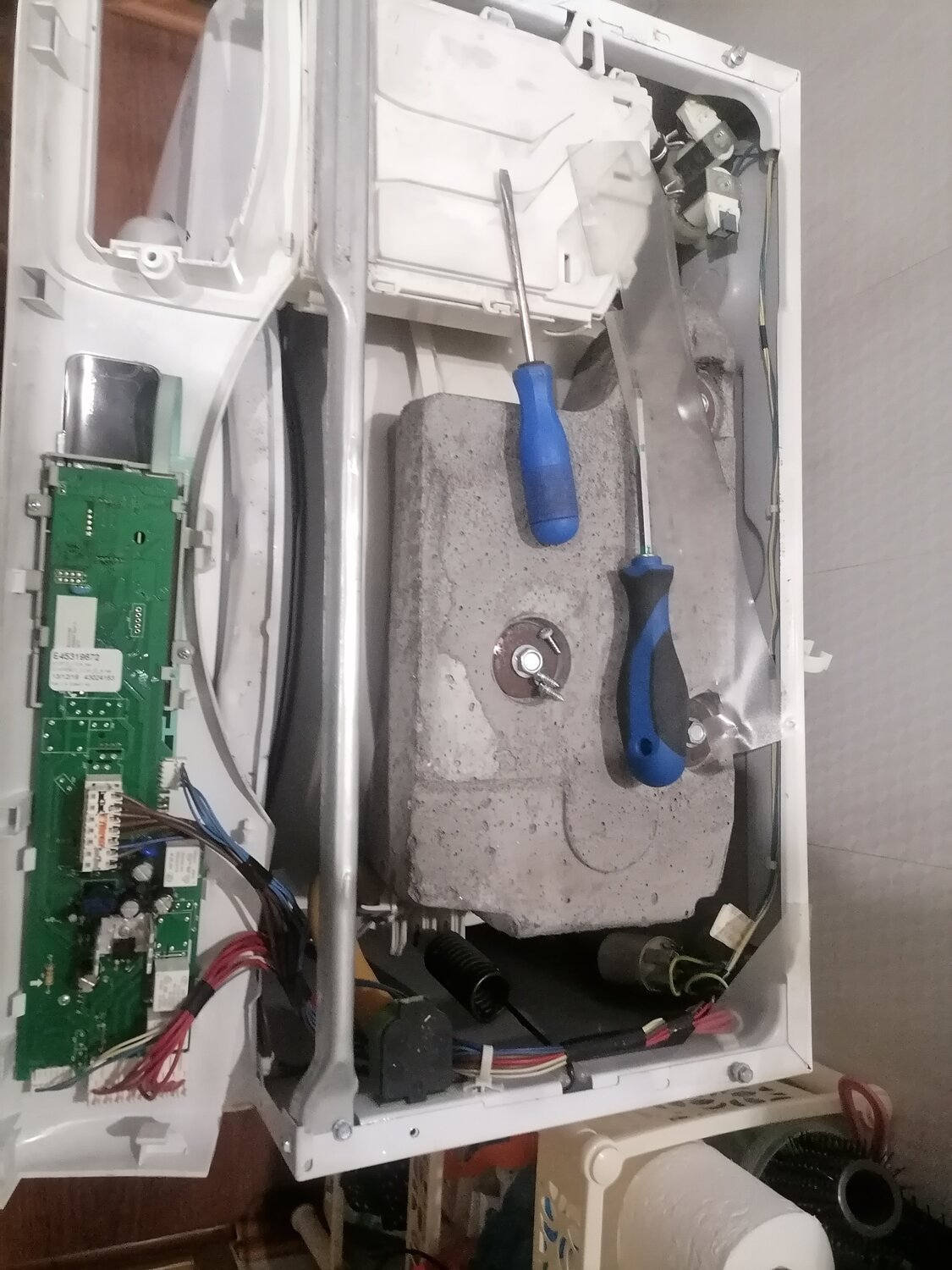 Ремонт стиральных машин с выездом на дом