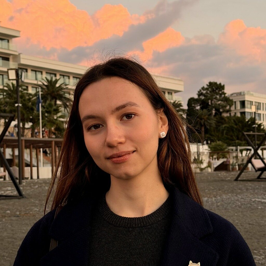 Алина Миназова