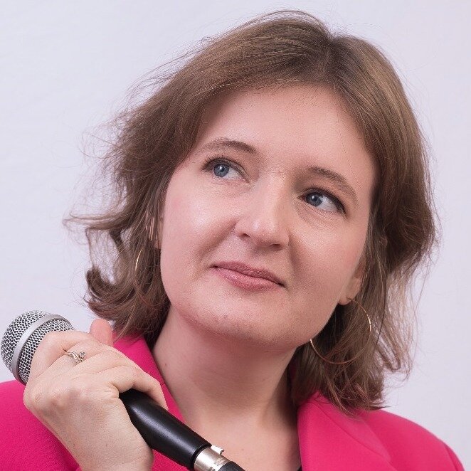 Елена Лаврова