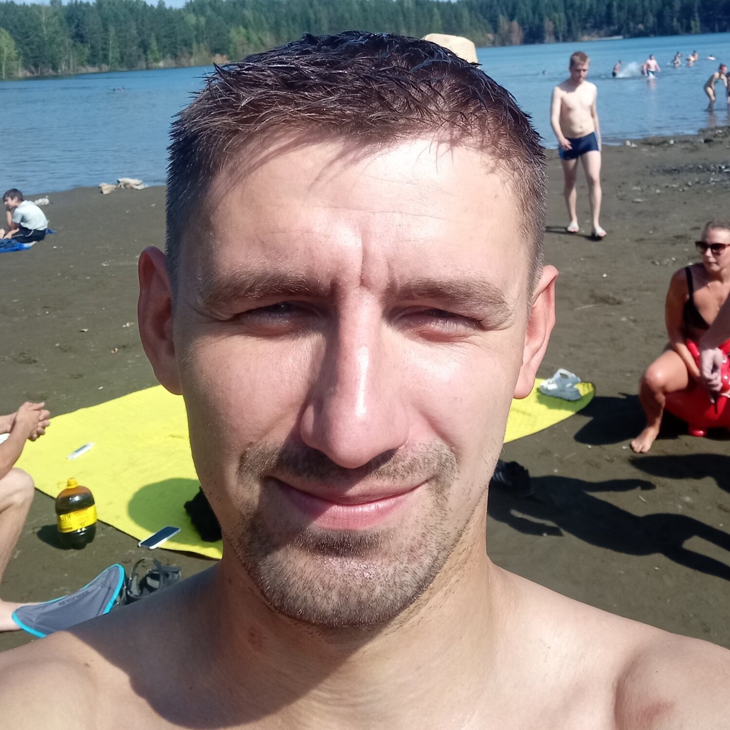 Юрий Кукс