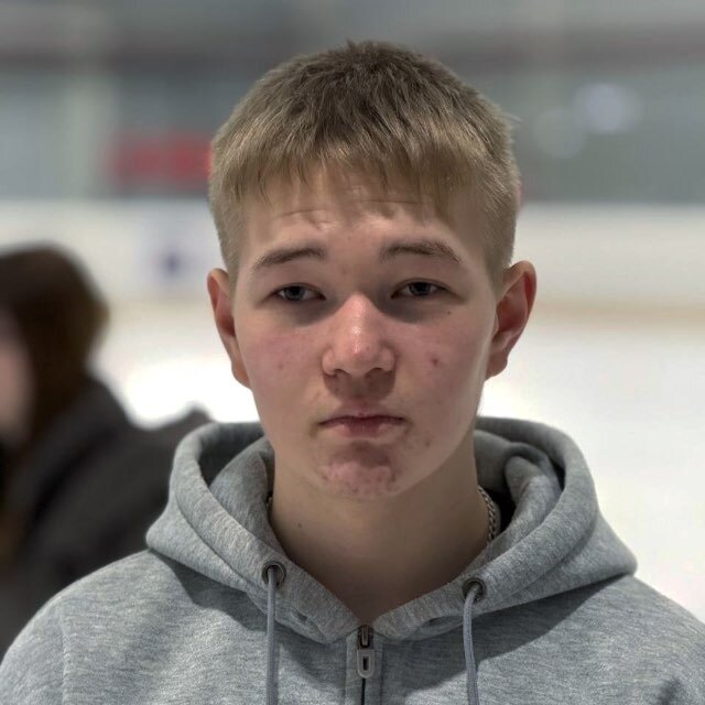 Егор Зверев