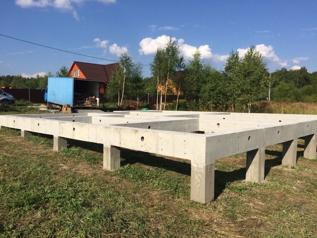 свайно ростверский фундамент, свайно ростверковый фундамент, жб свайно ростверковый фундамент, свайно ростверковый монолитный фундамент, свайно ростверковый фундамент для дома