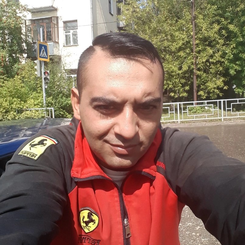 Артур Стериян