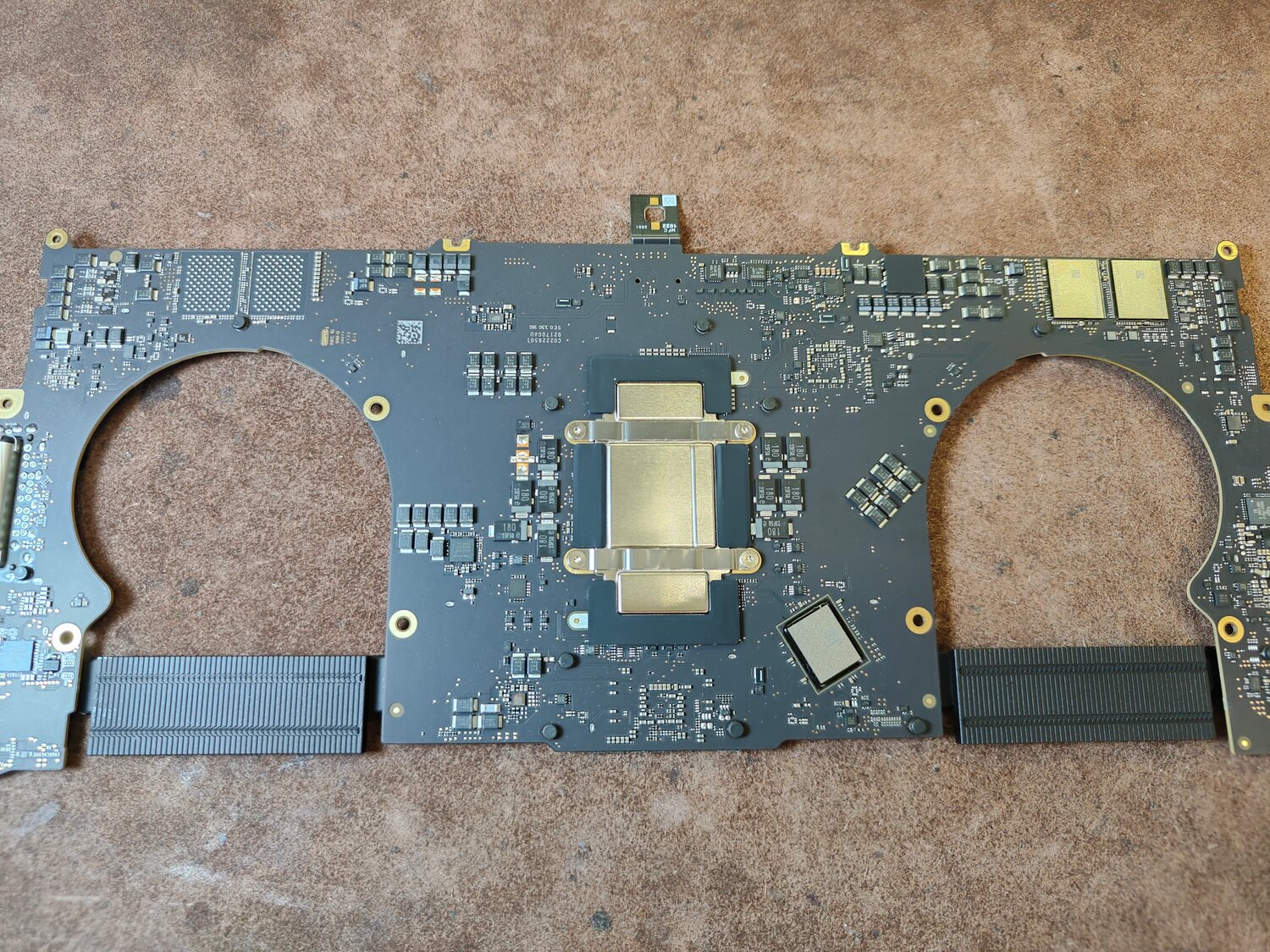 материнская плата macbook pro 13, материнская плата а1398 macbook, macbook a1398, apple macbook pro 15, материнская плата macbook pro 13 а 1706