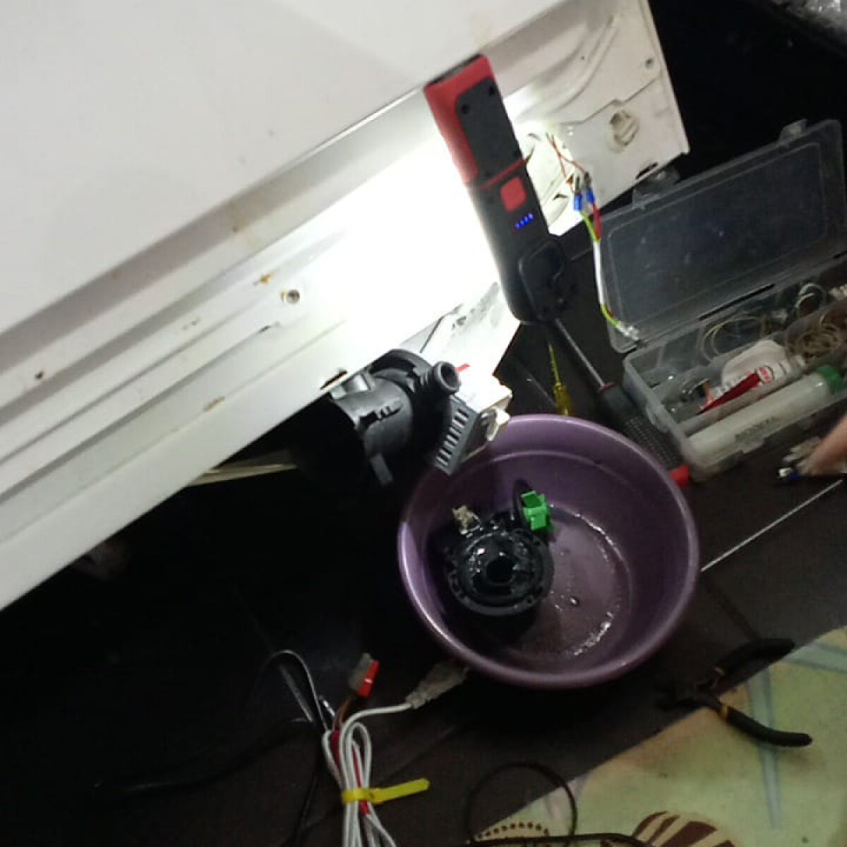 подключение фаркопа, подключение розетки фаркопа на ховер н3, подключение розетки фаркопа, розетка для прицепа, электрика