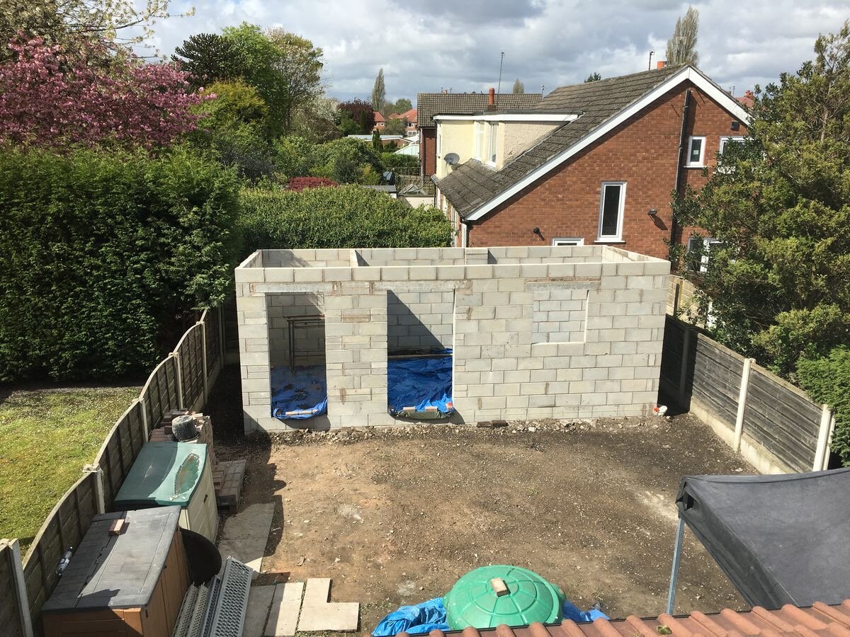 дом в, хозпостройки из кирпича, гараж из газобетона, частного дома, дома дом