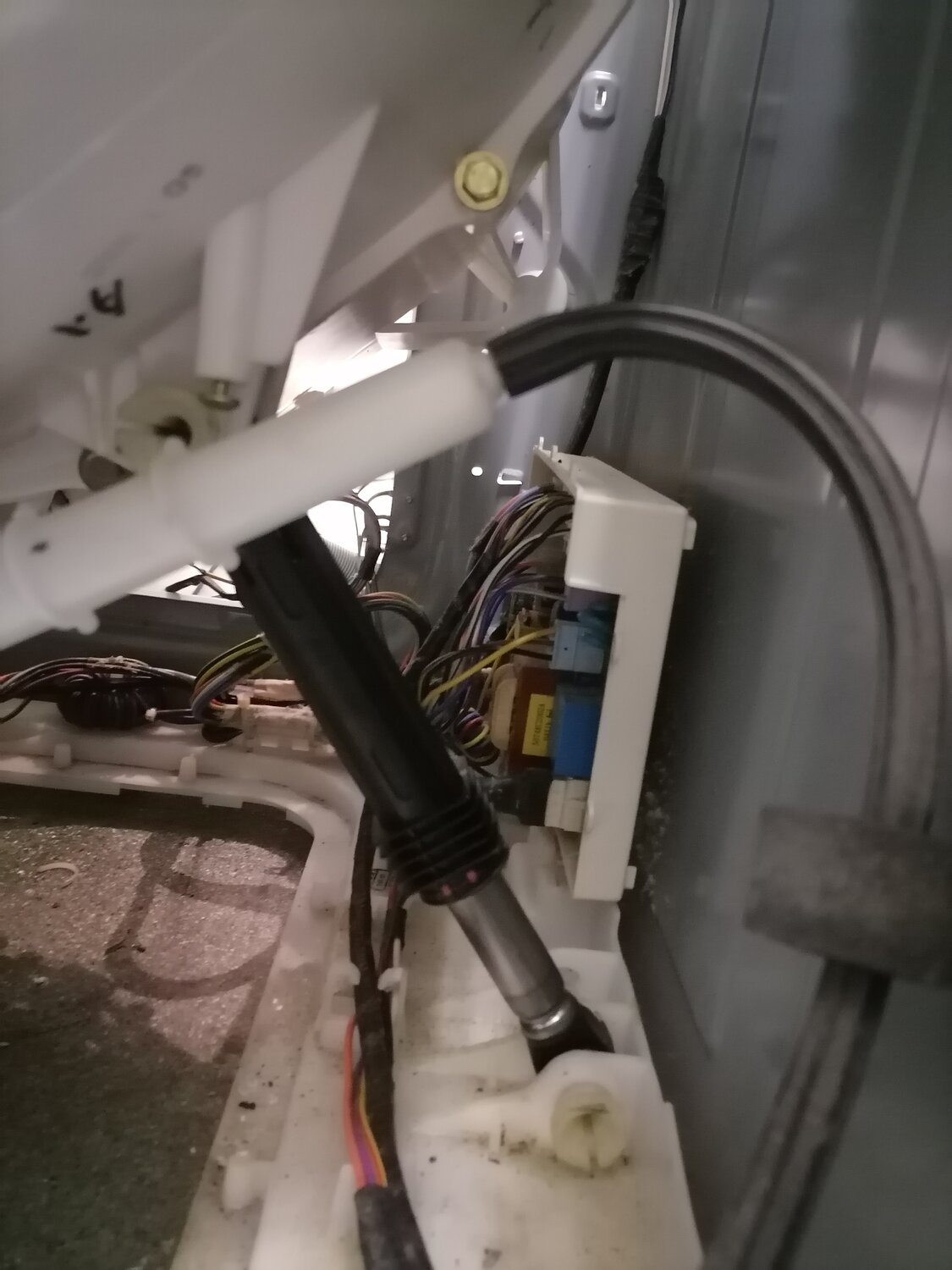 Ремонт стиральных машин с выездом на дом