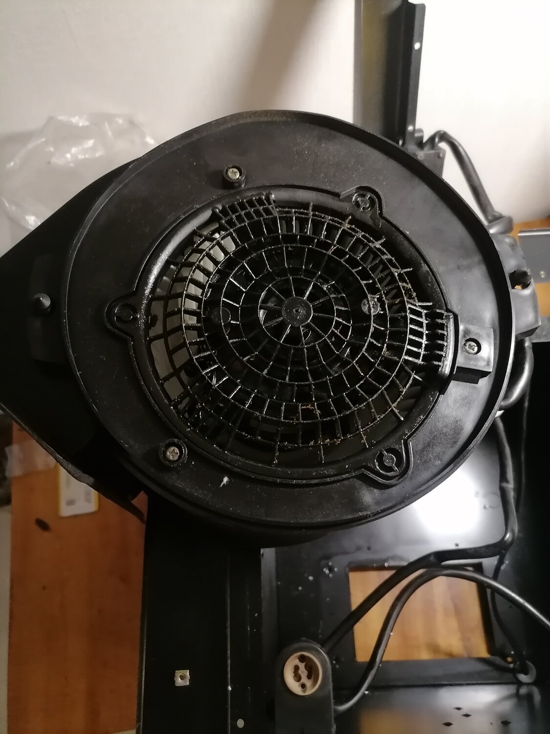 Ремонт кухонной вытяжки