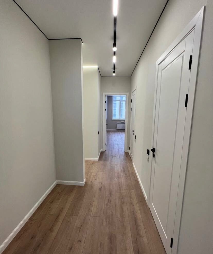 квартир, интерьер комнаты, коридор квартиры, жилой комплекс, отделка квартир