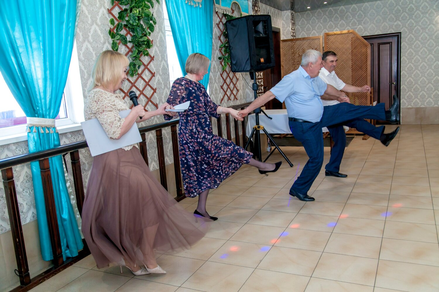 свадьба, тамада, танец на свадьбу, свадебный ведущий, ведущий тамада