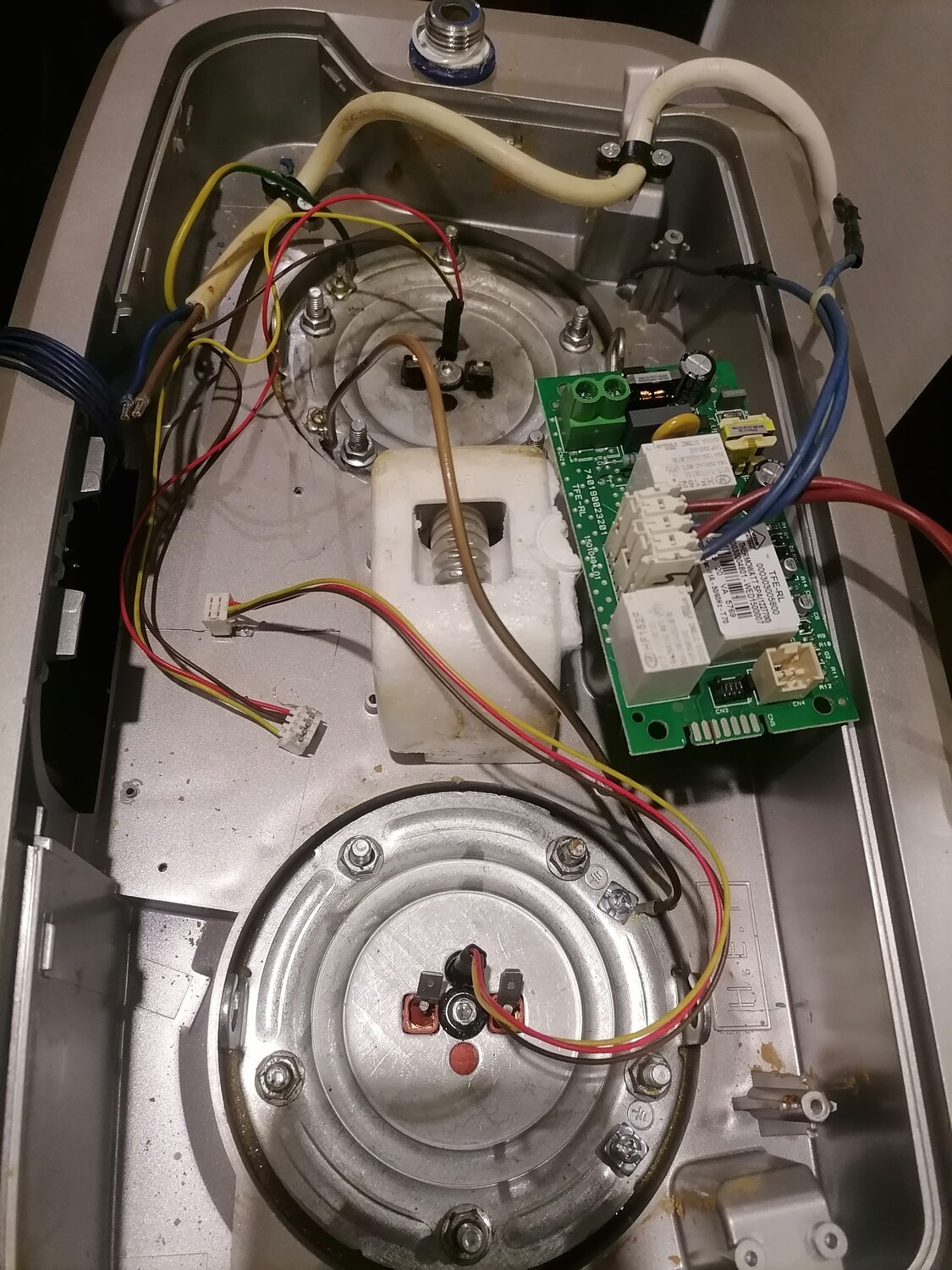 Ремонт водонагревателя