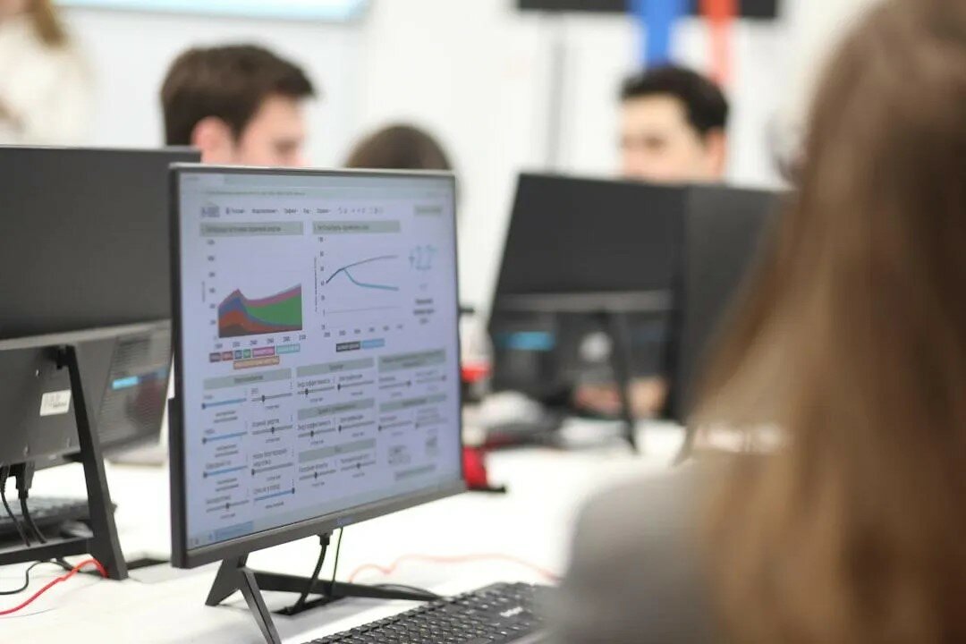 системная аналитика, российский фондовый рынок, центр программного обеспечения, разработка тестирование аналитика, аналитик