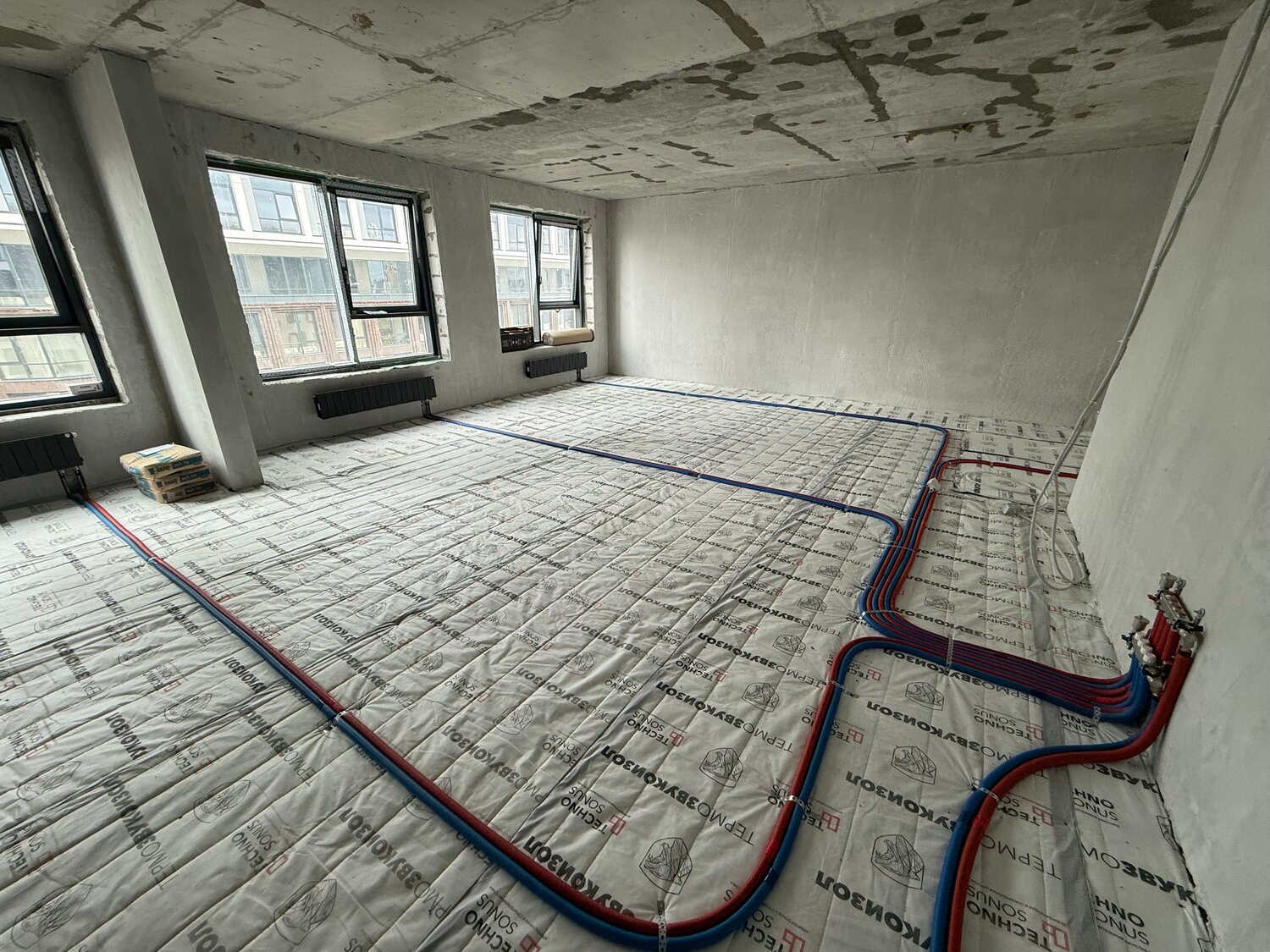 монтаж теплого пола, монтаж водяного теплого пола, теплый пол разводка, разводка отопления, разводка теплого пола